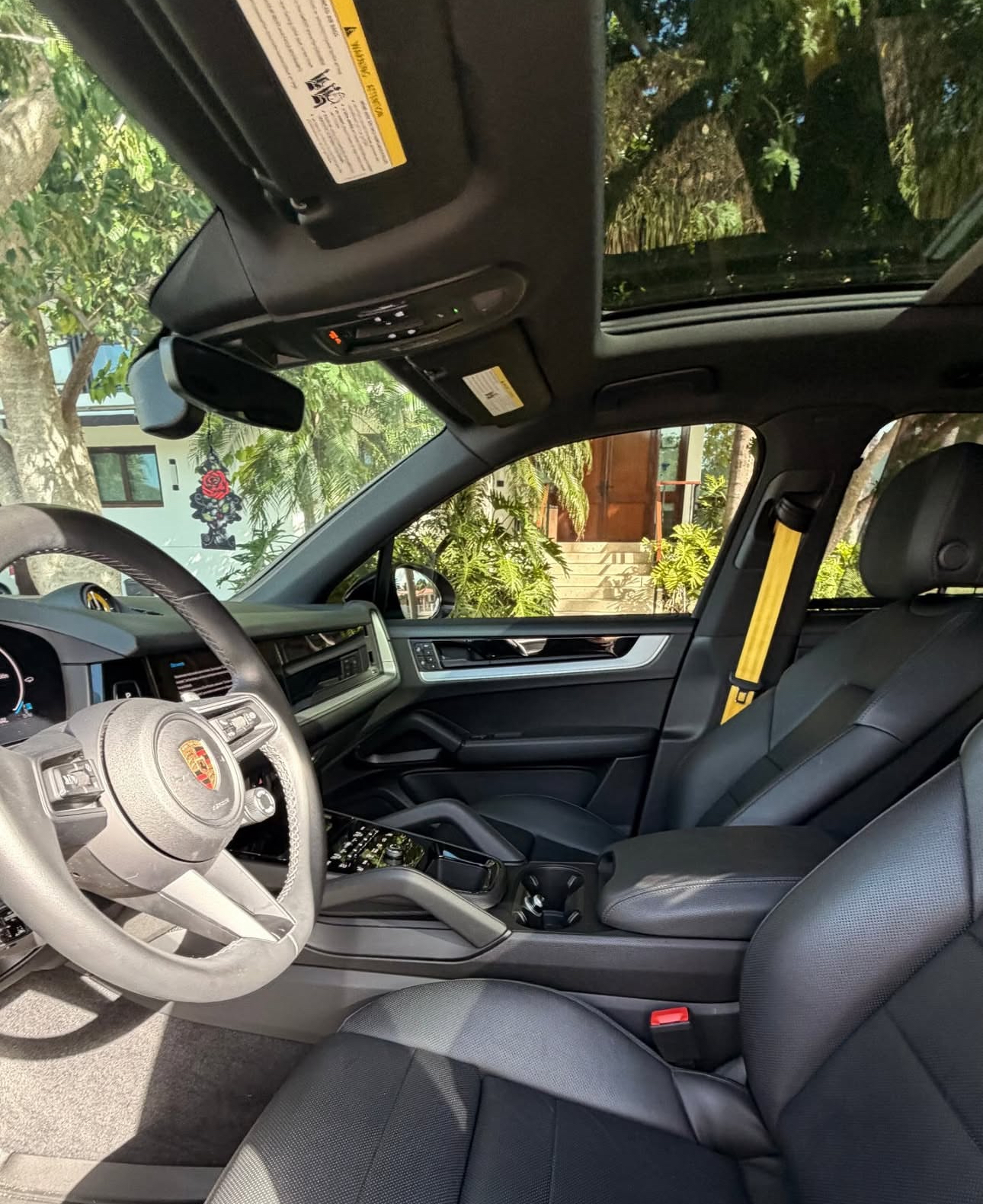 Porsche Cayenne S photo 2