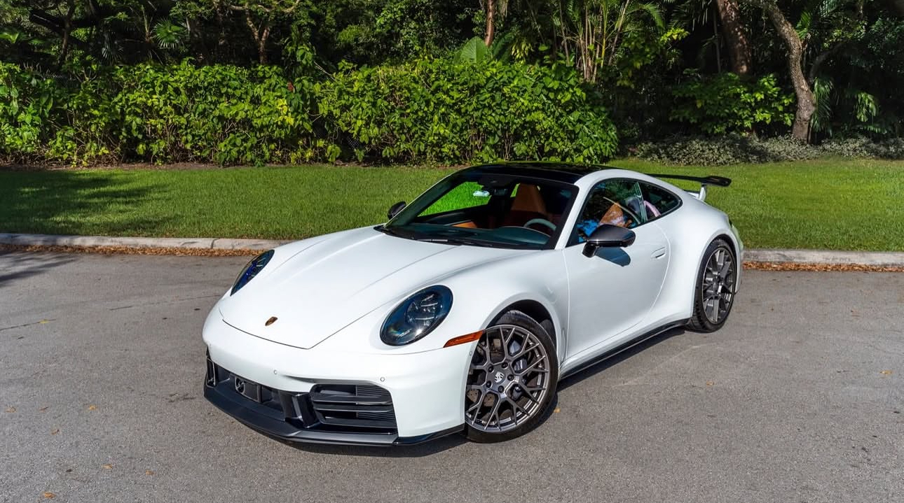 Porsche 911 photo 3