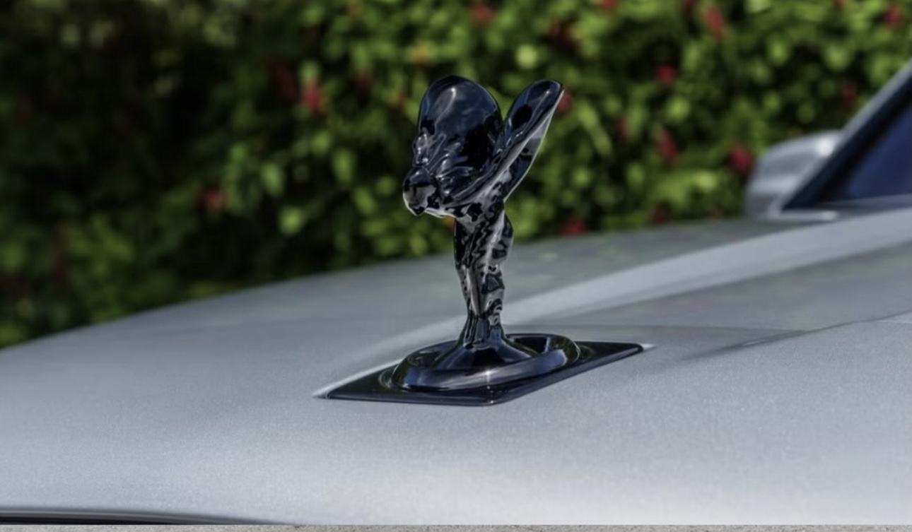 Rolls-Royce Cullinan photo 2